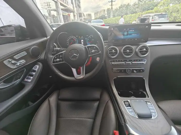 Mercedes-Benz GLC 2022 Model GLC 300 L 4MATIC Dynamic Model – фото 7