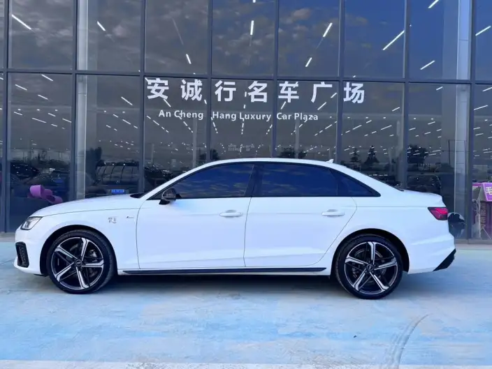 Audi A4 L 2024 Model 40 TFSI Luxury Dynamic Model – фото 4