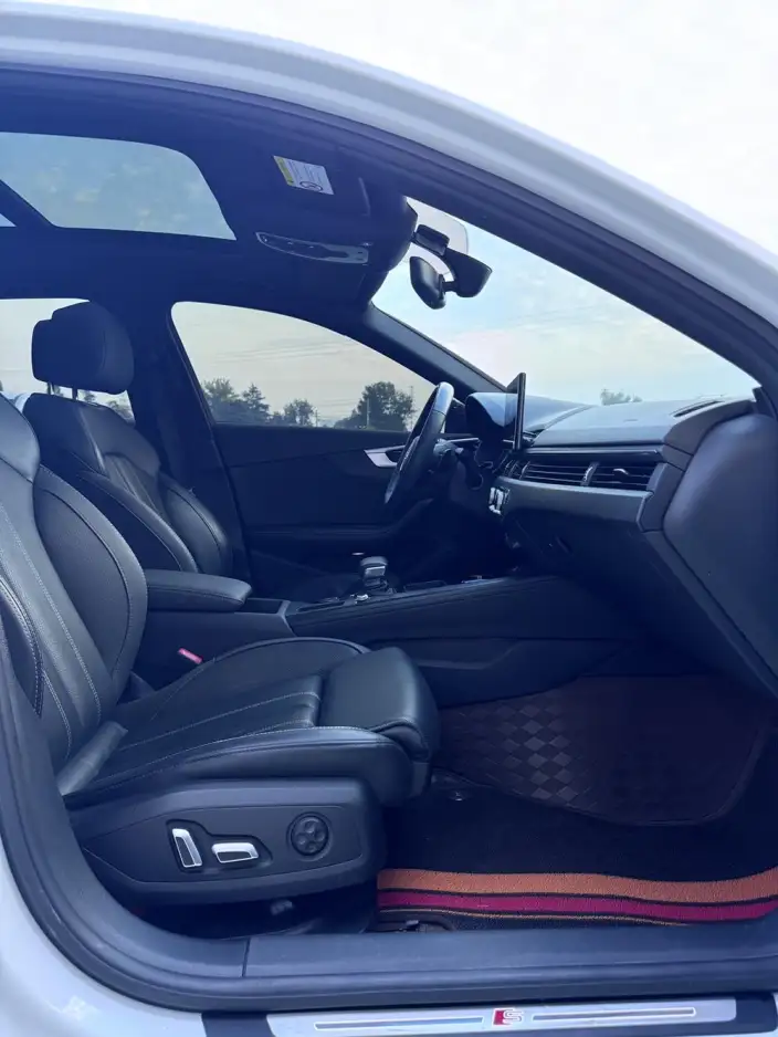 Audi A4 L 2024 Model 40 TFSI Luxury Dynamic Model – фото 9