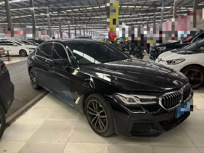 BMW 5 Series 2022 Model Facelift II 525Li M Sports Set