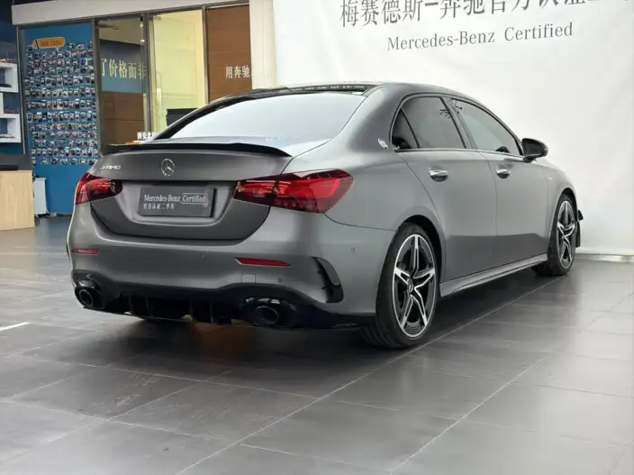 Mercedes-Benz A-Class AMG 2025 Model Facelift AMG A 35 L 4MATIC – фото 5