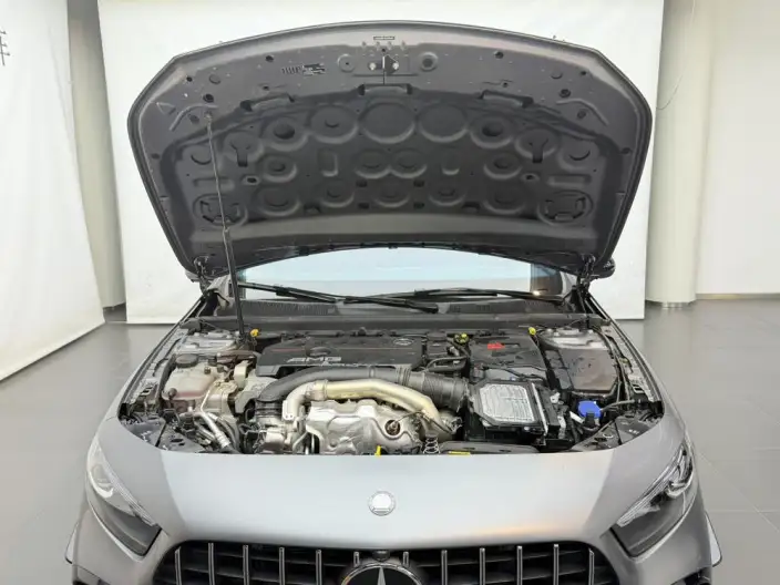 Mercedes-Benz A-Class AMG 2025 Model Facelift AMG A 35 L 4MATIC – фото 6
