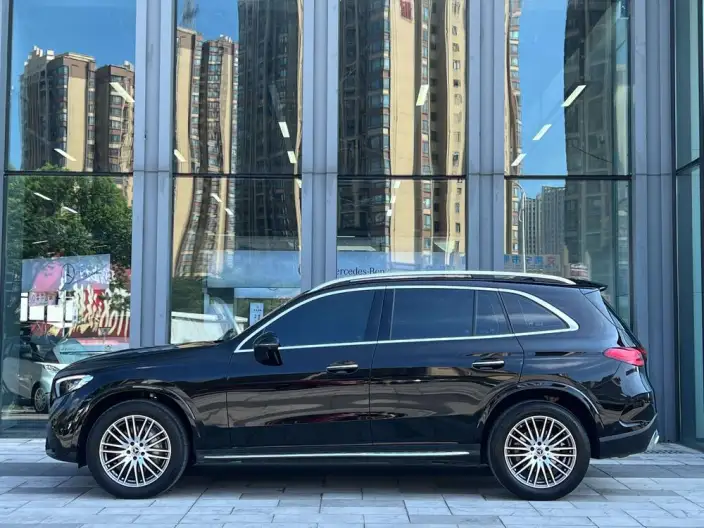 Mercedes-Benz GLC 2024 Model Facelift GLC 300 L 4MATIC Dynamic Model 5 seat