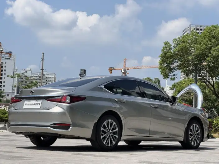 Lexus ES 2022 Model 260 Superior Edition – фото 6