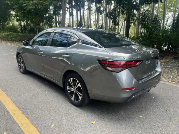 Nissan Sylphy 2022 Model 1.6L XL CVT Yuexiang Edition – фото 5