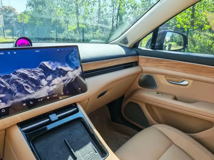 Aito M5 2024 Model Extended Range Max RS 4WD Advanced intelligent driving Edition – фото 9