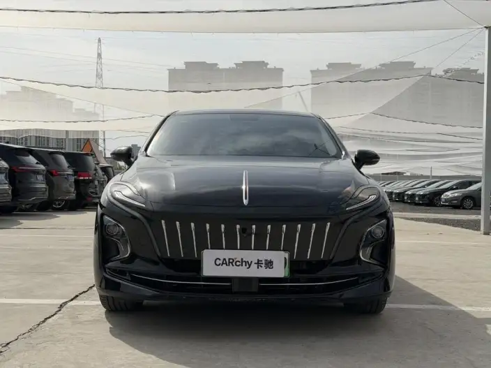 Hongqi E-QM5 2024 Model 500KM Travel Edition 100kW