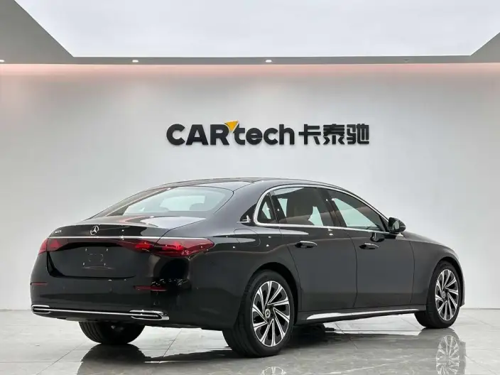 Mercedes-Benz E-Class 2024 Model E 300 L Luxury Model sedan – фото 7