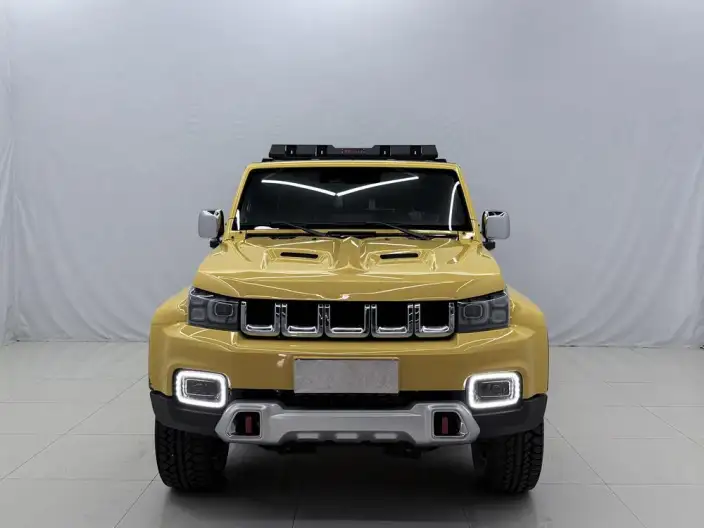 BAIC BJ40 2023 Model 2.0T Automatic 4WD City Hunter Edition Warrior Model – фото 2
