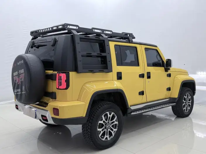 BAIC BJ40 2023 Model 2.0T Automatic 4WD City Hunter Edition Warrior Model – фото 6