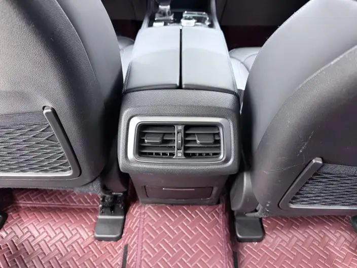 BAIC BJ40 2023 Model 2.0T Automatic 4WD City Hunter Edition Warrior Model – фото 8