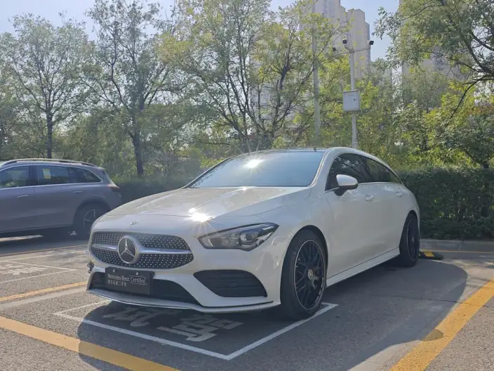 Mercedes-Benz CLA Imported 2023 Model CLA 200 Four-door Coupe