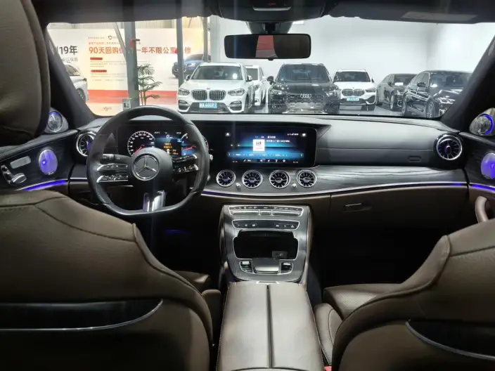 Mercedes-Benz E-Class 2022 Model E 260 L sedan – фото 7
