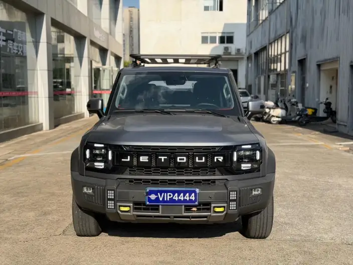 Jetour Traveler 2023 Model 1.5TD 2WD Land Rover Discovery PRO