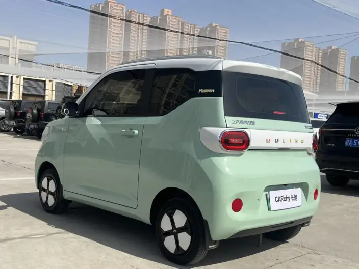 Wuling Hongguang MINIEV 2024 Model 215km Advanced version Lithium Iron Phosphate