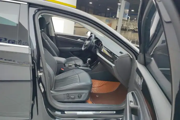 Volkswagen Passat 2023 Model Facelift 330TSI Elite Edition – фото 10