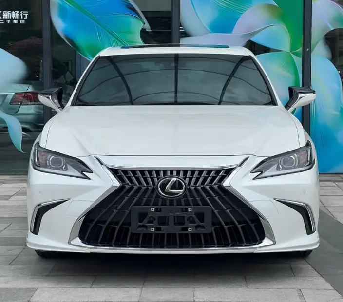 Lexus ES 2022 Model 300h Superior Edition