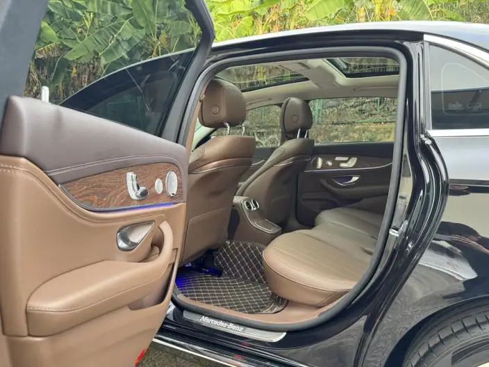 Mercedes-Benz E-Class 2023 Model E 300 L Luxury Model sedan – фото 9