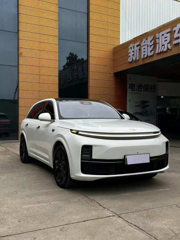 Li Auto L7 2023 Model Pro Edition – фото 2