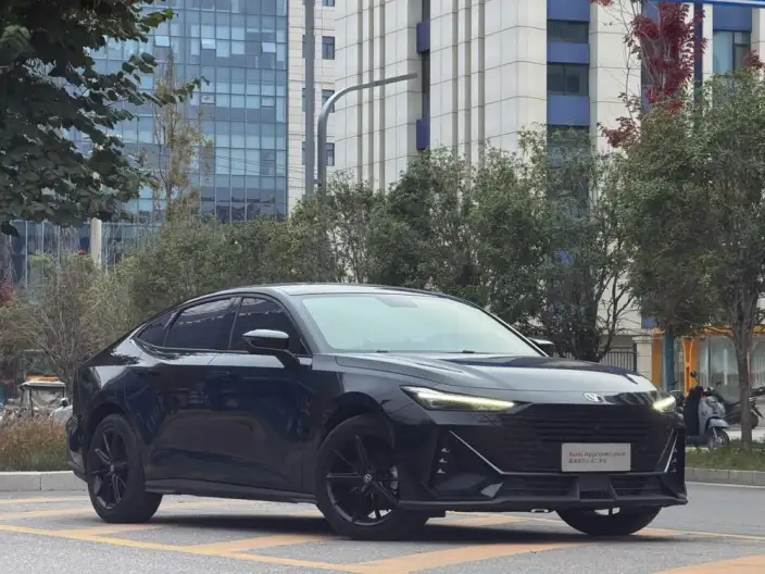 Changan UNI-V 2023 Model 1.5T Noble Model – фото 7
