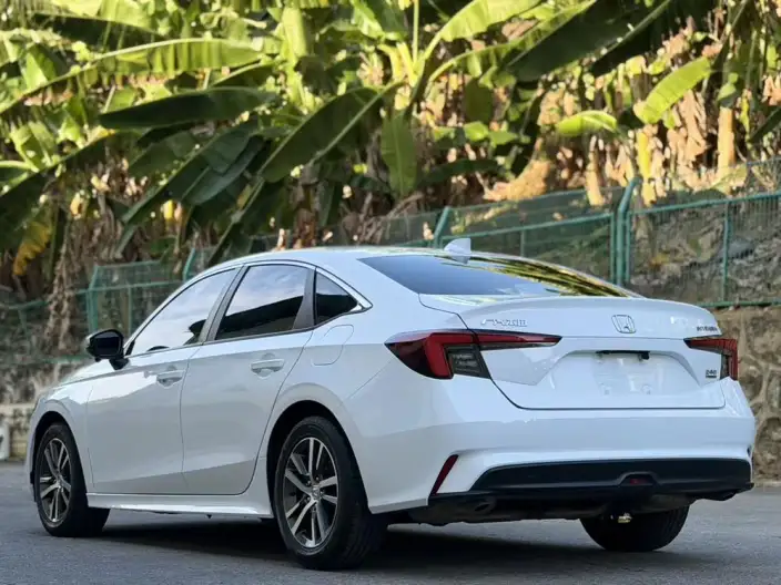 Model Ge 2023 Model 240TURBO CVT Technology Edition – фото 4