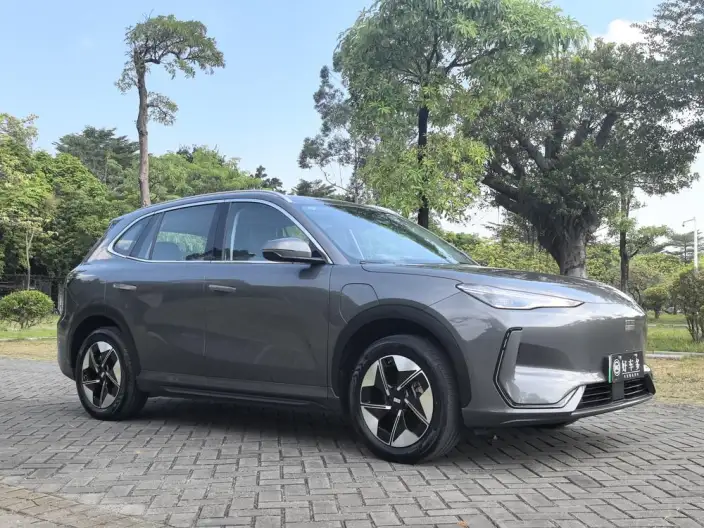 Geely Galaxy E5 2026 Model 610km Tiggo + Edition