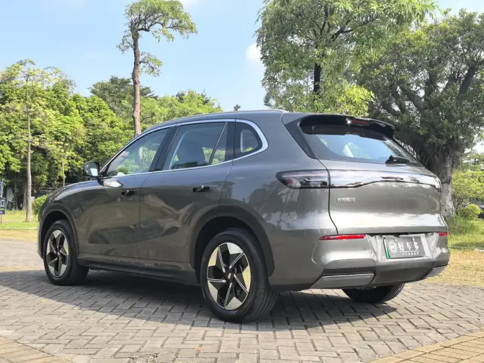 Geely Galaxy E5 2026 Model 610km Tiggo + Edition – фото 5