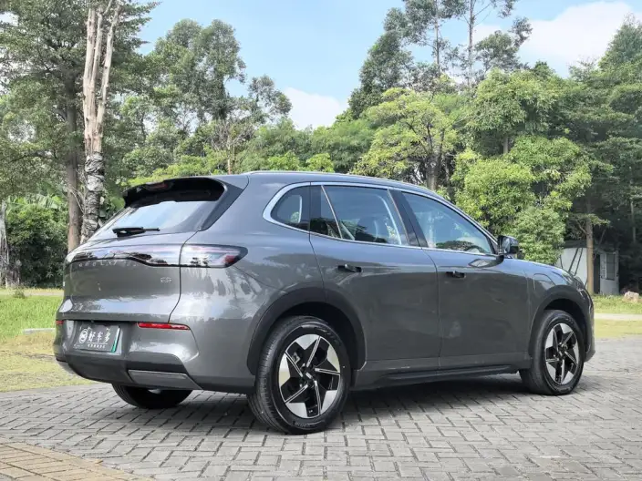 Geely Galaxy E5 2026 Model 610km Tiggo + Edition – фото 7