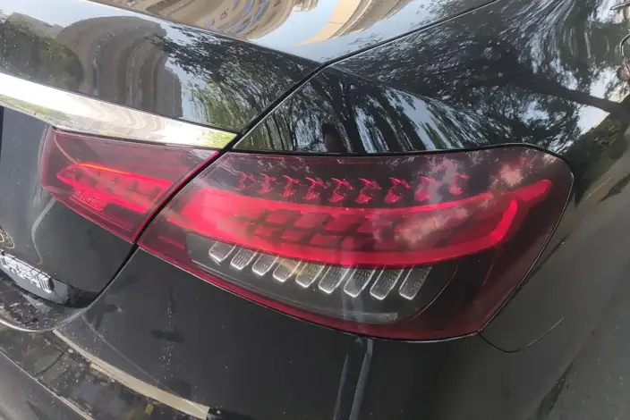 Mercedes-Benz E-Class 2023 Model Facelift E 260 L sedan – фото 8