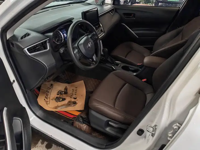Toyota Corolla Cross 2022 Model 2.0L Exclusive Edition – фото 8