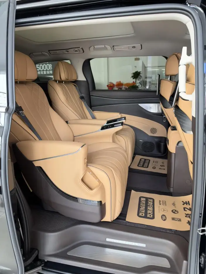 DENZA D9 DM 2024 Model 980 4WD Zunrong Model – фото 8