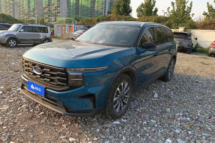 Ford Edge 2023 Model Ford Edge L 2.0T EcoBoost 2WD VII seat Luxury Model – фото 1