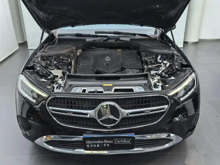 Mercedes-Benz GLC 2023 Model Facelift GLC 260 L 4MATIC Dynamic Model 5 seat – фото 7