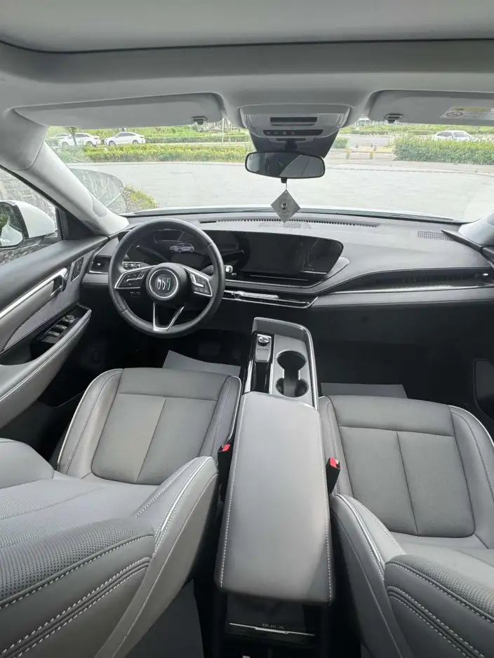 BUICK E5 2025 Model 620KM Exclusive Edition – фото 8