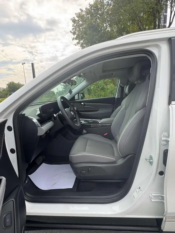 BUICK E5 2025 Model 620KM Exclusive Edition – фото 10