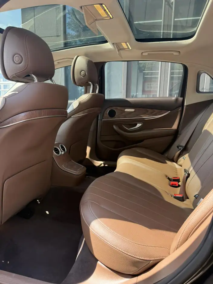 Mercedes-Benz E-Class 2023 Model E 300 L Fashion Model sedan – фото 9