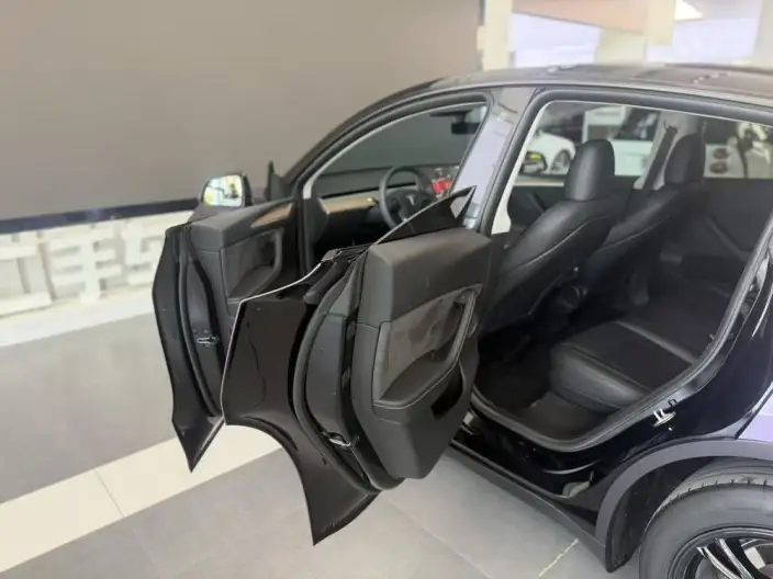 Model Y 2022 Model Facelift Rear-wheel drive version – фото 9