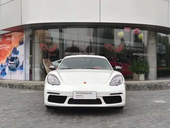 Porsche 718 2023 Model Cayman T
