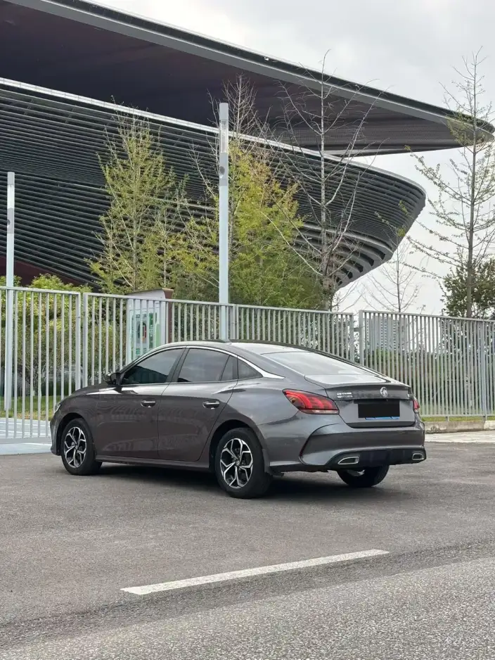 MG5 2022 Model 180DVVT CVT Youth Deluxe Edition – фото 3