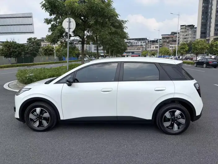 AION UT 2025 Model 420 Smart Luxury Edition