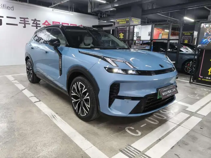 Lynk & Co 08 EM-P 2026 Model 210 4WD Performance Ultra H7