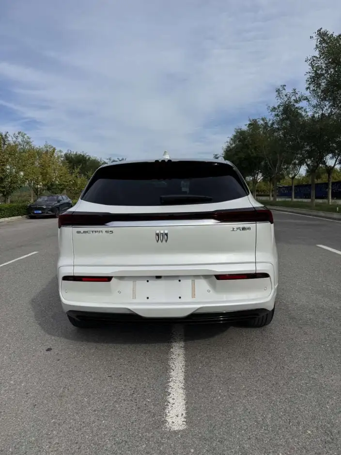 BUICK E5 2025 Model 620KM Exclusive Edition – фото 5