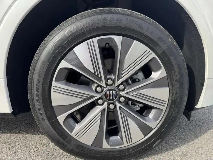 BUICK E5 2025 Model 620KM Exclusive Edition – фото 7