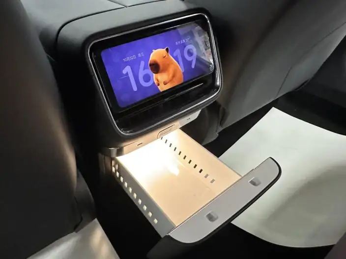 Xiaomi SU7 2026 Model 4WD Max Edition – фото 6