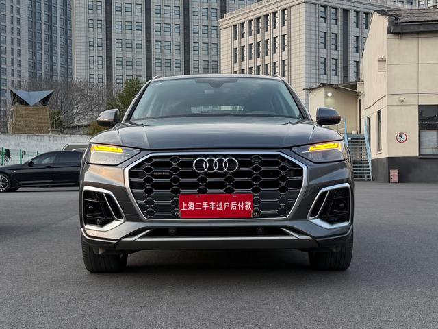 Audi Q5L Sportback 2021 40 TFSI Li f e Edition – фото 2