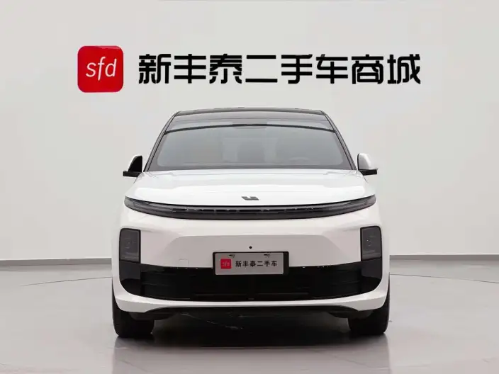 Li Auto L6 2024 Model Pro Edition – фото 2