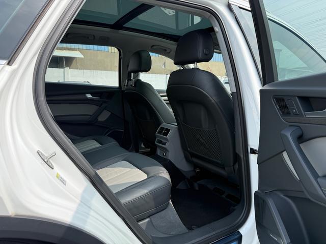 Audi Q5L Модель 2018 года 45 TFSI Exclusive Fuga тип Country VI – фото 27