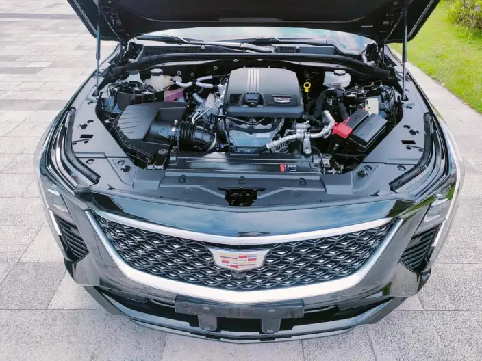 Cadillac CT5 2025 Model 28T Lincoln Town Sports Edition – фото 8