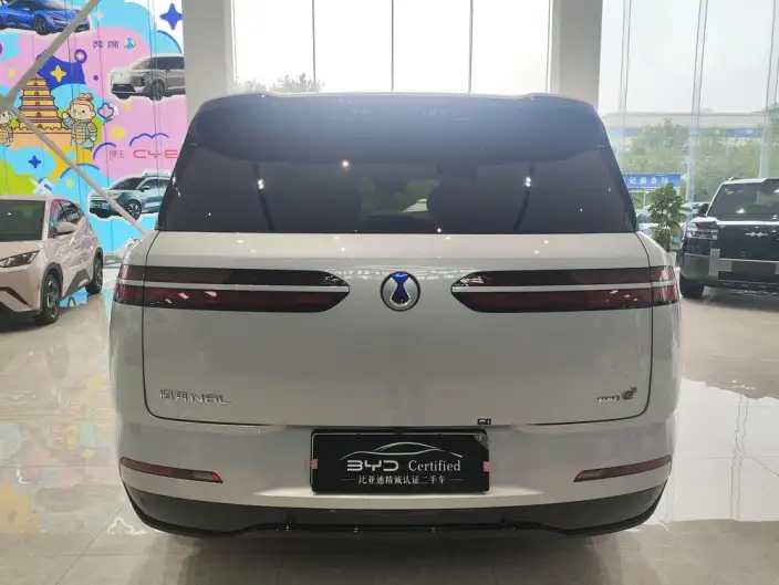 Denza N8L DM 2025 Model Flagship Model – фото 6
