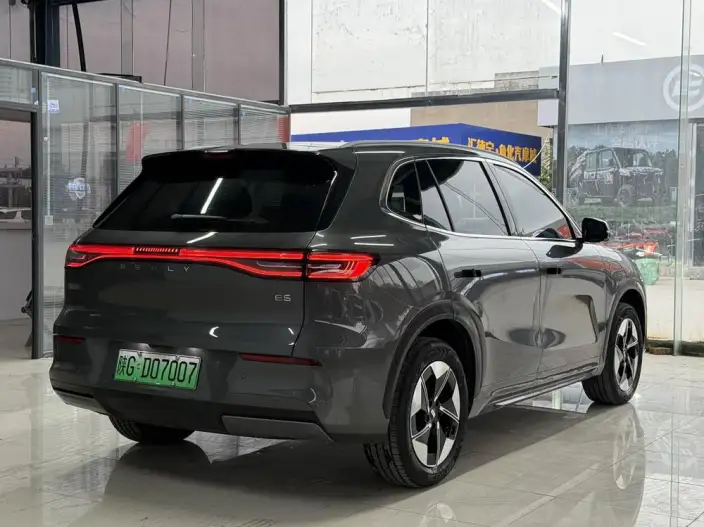 Geely Galaxy E5 2026 Model 610km Tiggo + Edition – фото 7